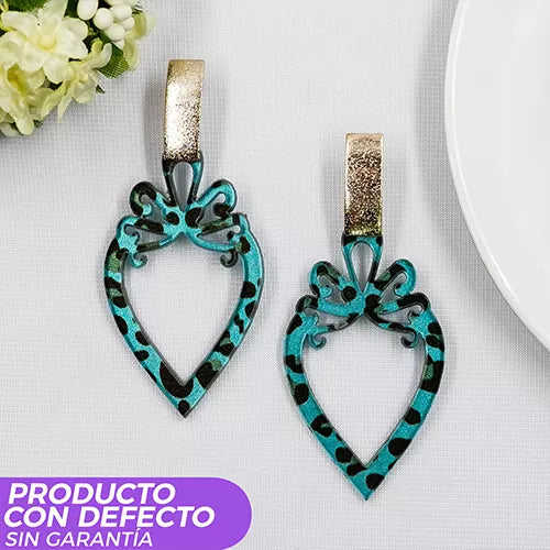 Par de aretes fresa animal print