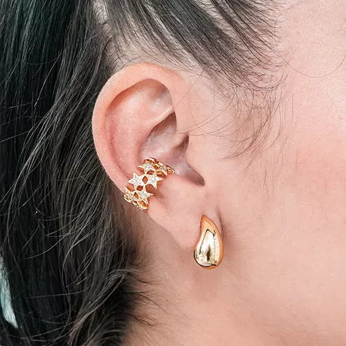 Ear cuff star pattern