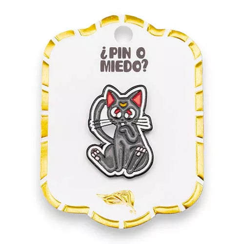 Pin metálico Luna